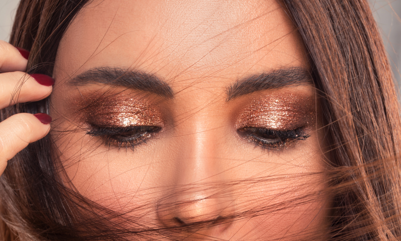 How To Apply Makeup Step By Step Like A Professional
