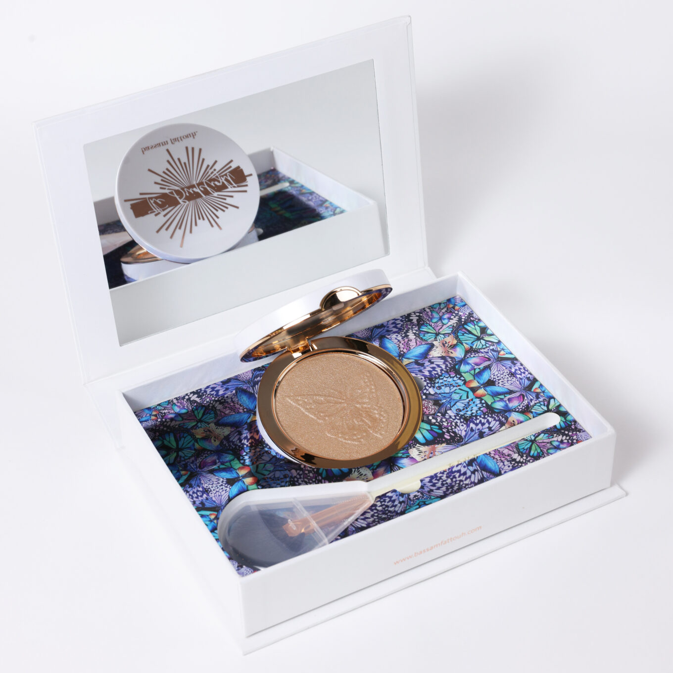The Bridelight Highlighter With A Brush